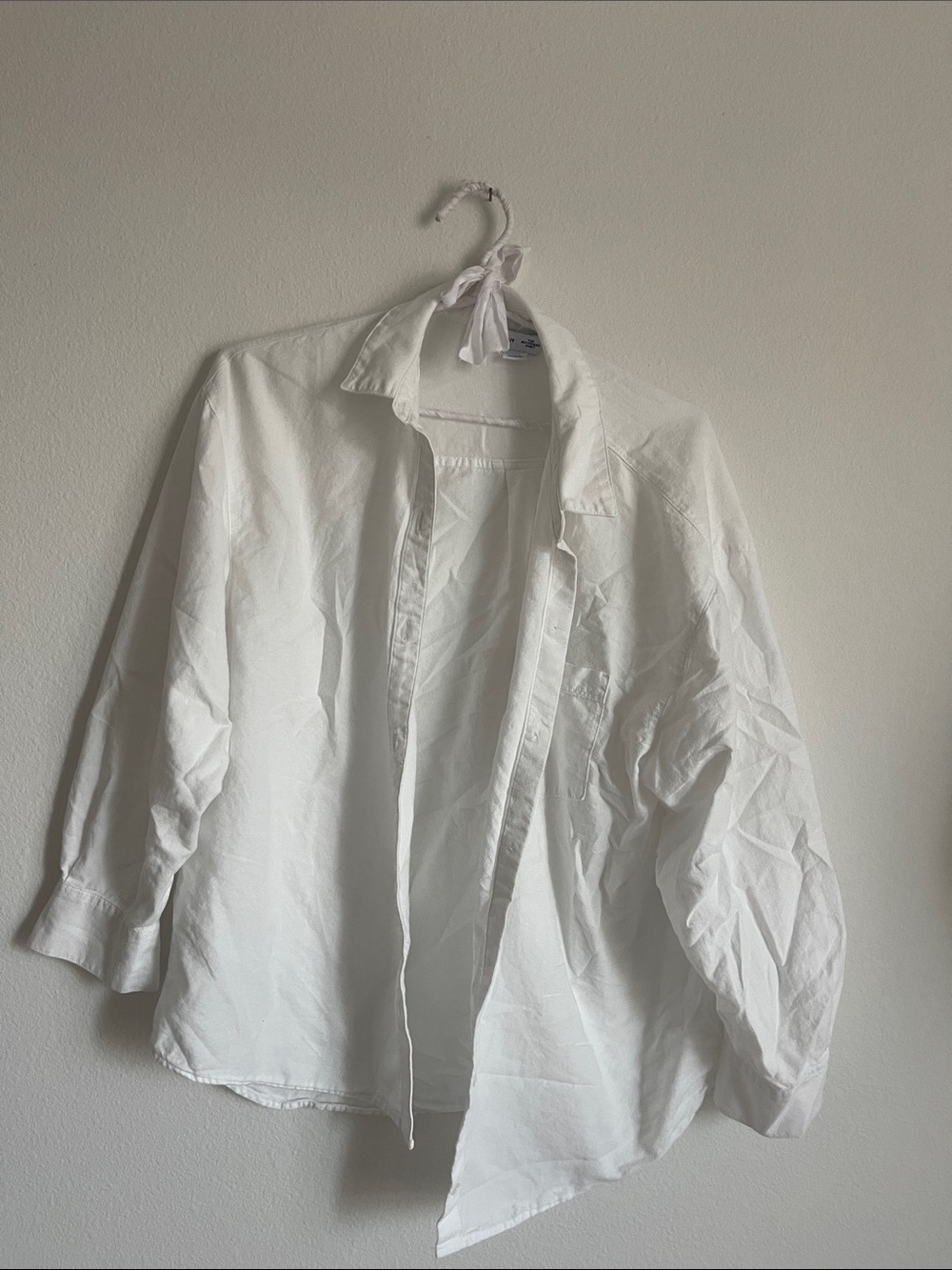 Classic White Old Navy BF Button-Up Shirt